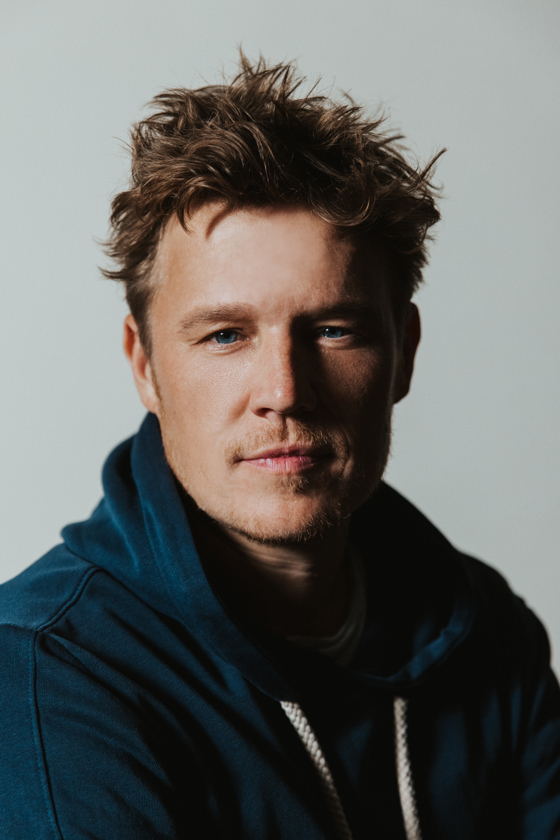 Christopher Egan – IMC